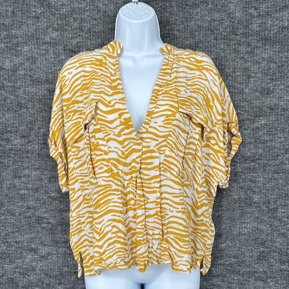 Maeve Blouse Womens M Yellow 100% Viscose V Neck Button Front Short Sleeve Zebra